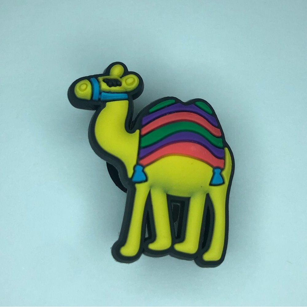 5/$10 Camel Crocs Charm